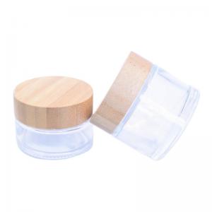 houten kindveilige glazen pot met houten cr-dop voor cosmetica - Safecare
